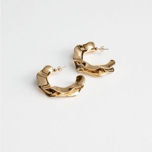 & Other Stories Rippling Wave Earrings